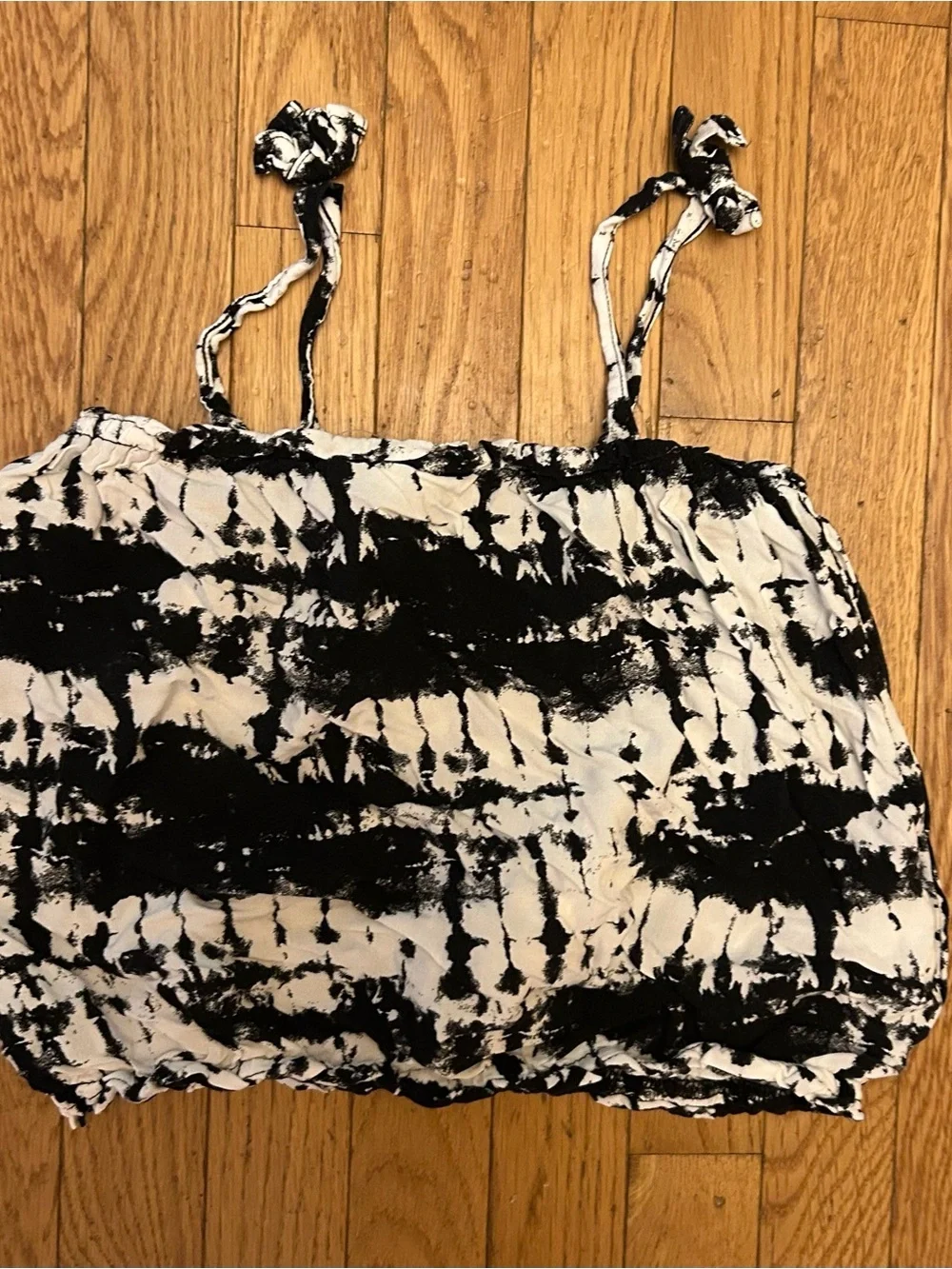 Children’s Place Girls Black White Tie Dye Crop Top Size 16
